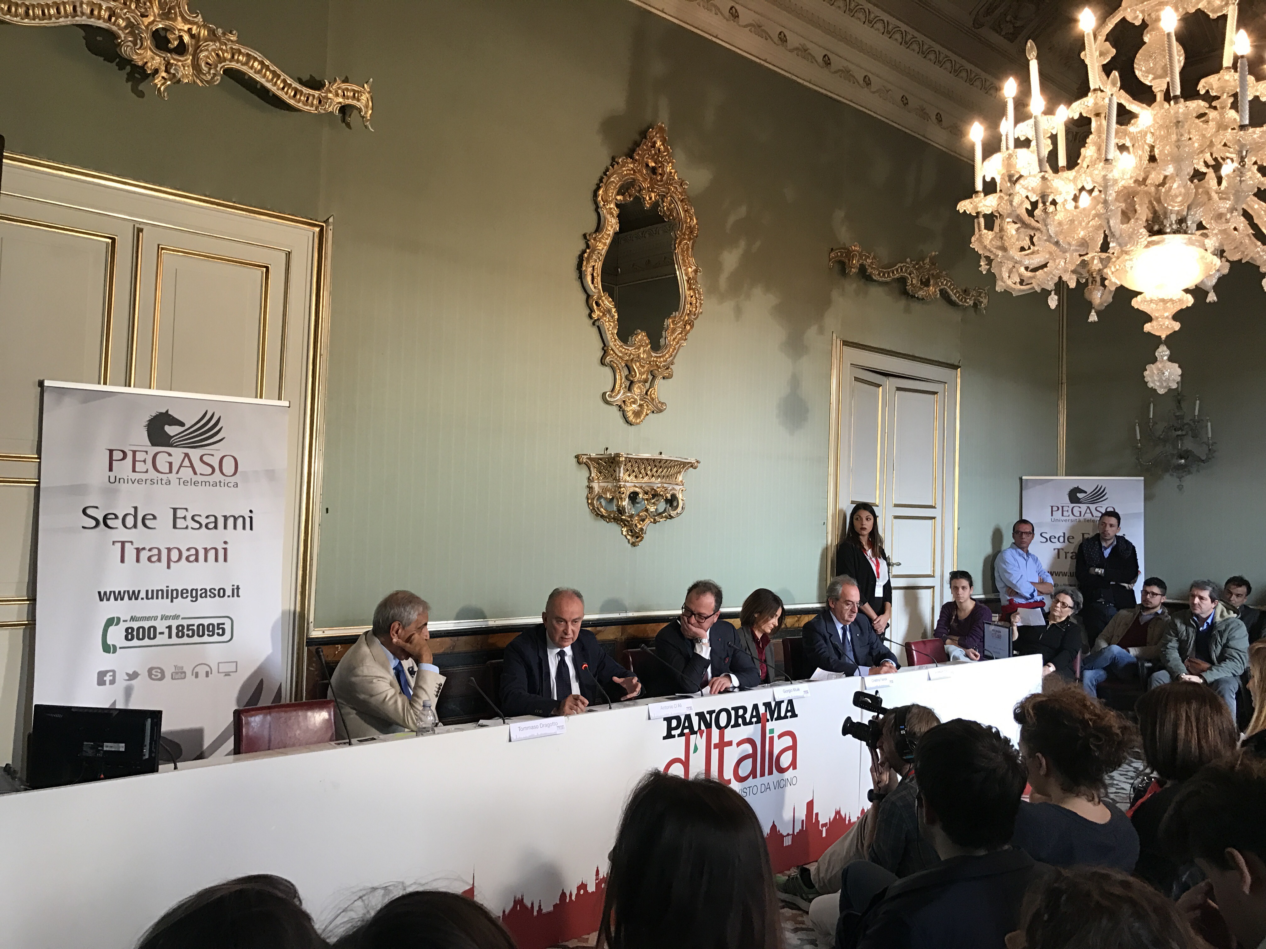 Panel I: "L'Italia riparte da Trapani 