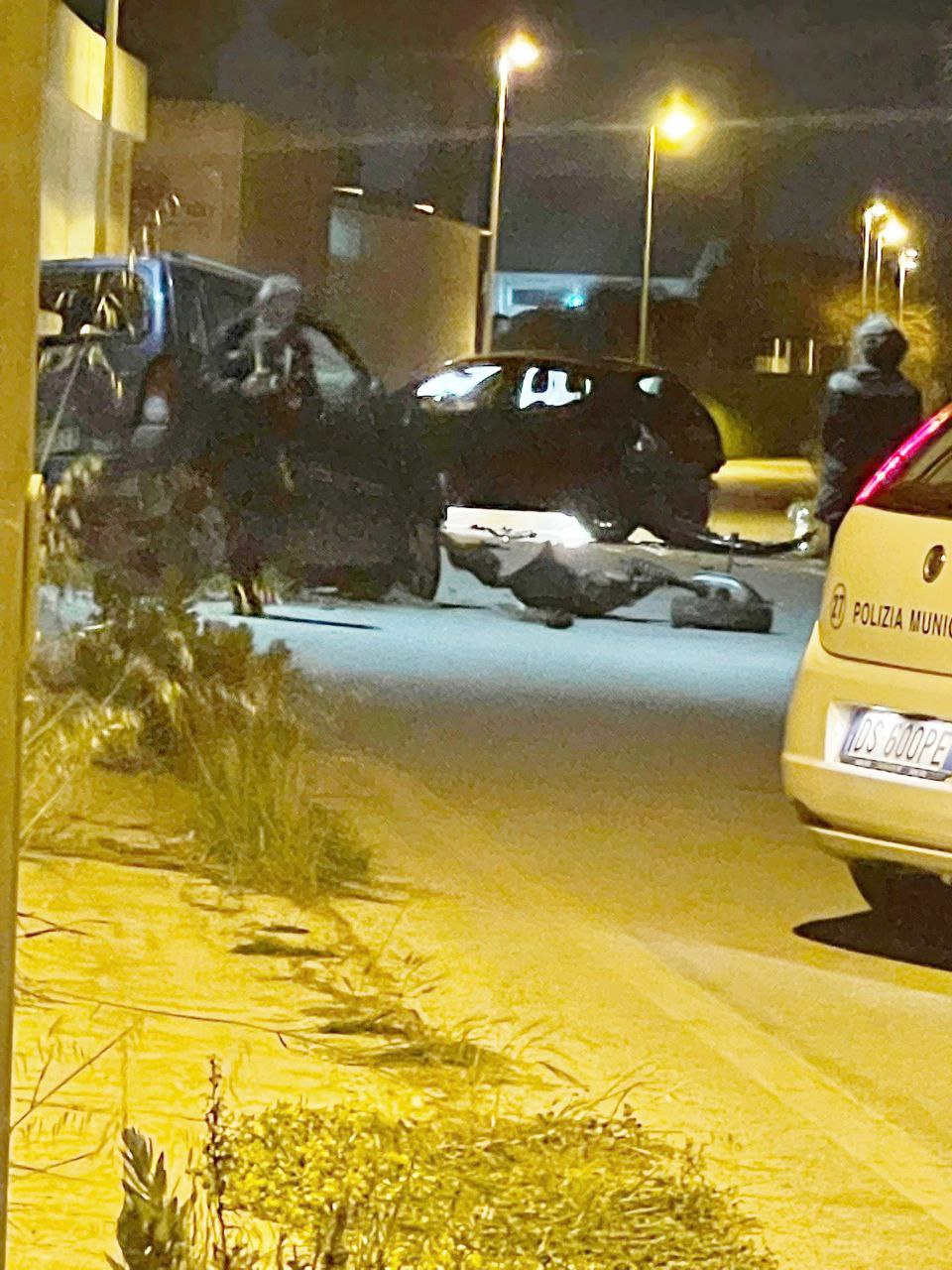 Violento Incidente Frontale Sul Lungomare Di Marsala Strada Bloccata