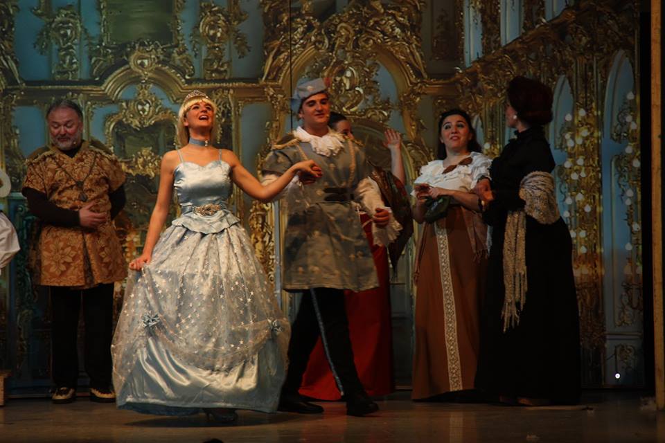 La “Cenerentola” della Compagnia Sipario al Teatro ABC di Catania