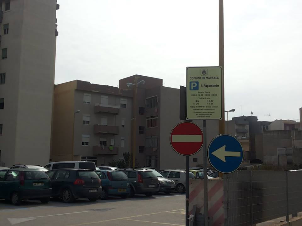 Riapre (a pagamento) il parcheggio comunale di via Giulio Anca Omodei