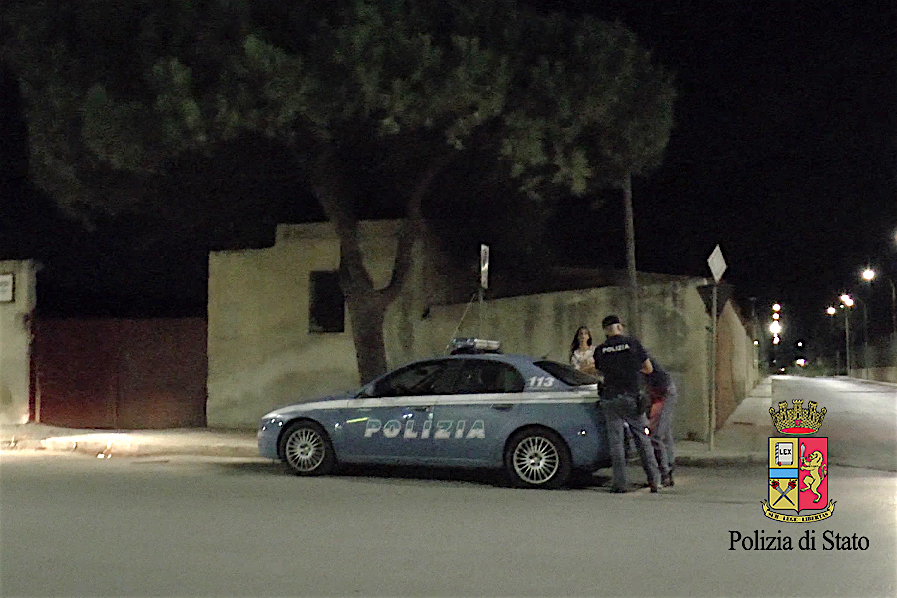 Controlli anti-prostituzione della Polizia: identificate e multate tre donne