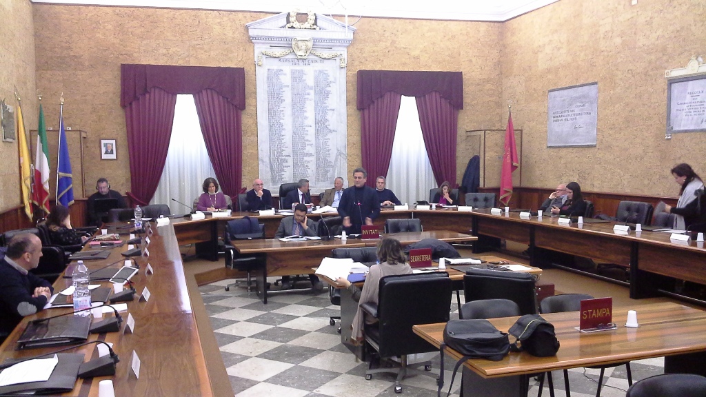 Giunta Di Girolamo di nuovo sotto in Consiglio sulle società partecipate. Approvato un atto di indirizzo