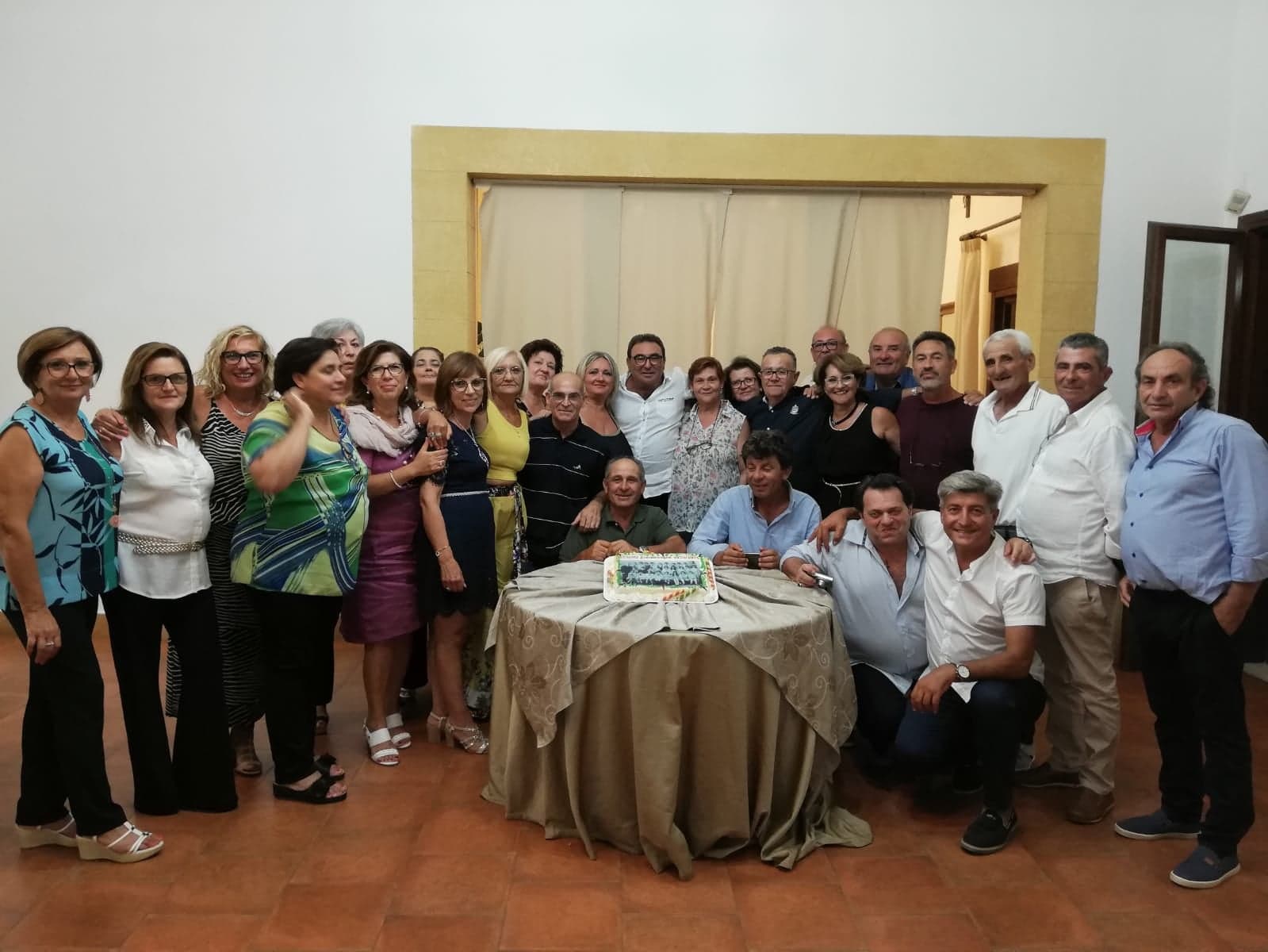 Si rincontrano dopo 48 anni i “bambini” della V elementare “Terrenove Bambina” di Marsala