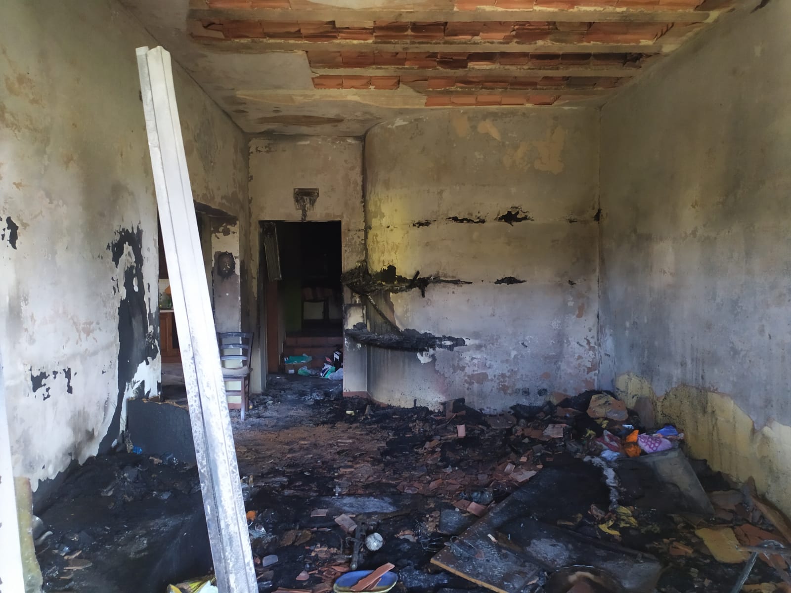 Mazara: padre e figlio muoiono in un incendio in casa