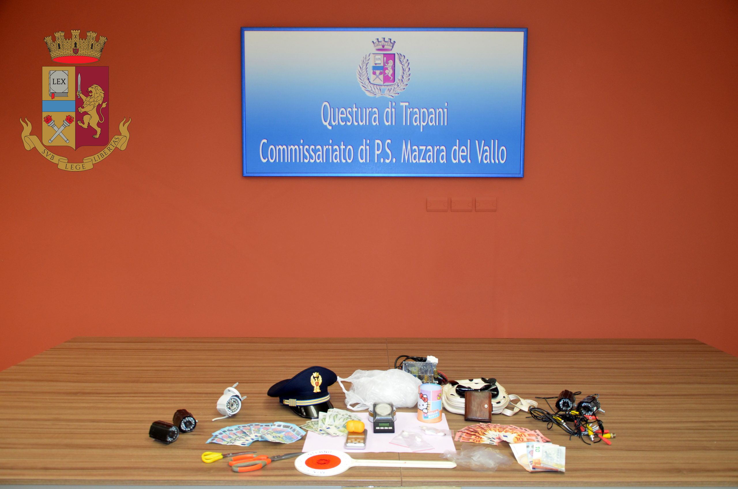 Coppia di conviventi in arresto per droga a Mazara 2