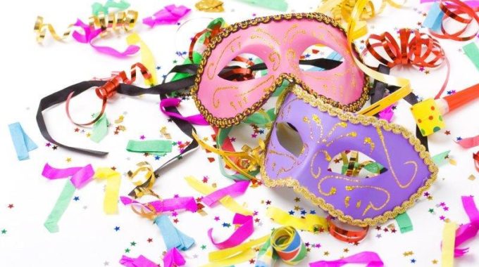 Carnevale a Marsala: ordinanza del sindaco su alcolici e bombolette spray