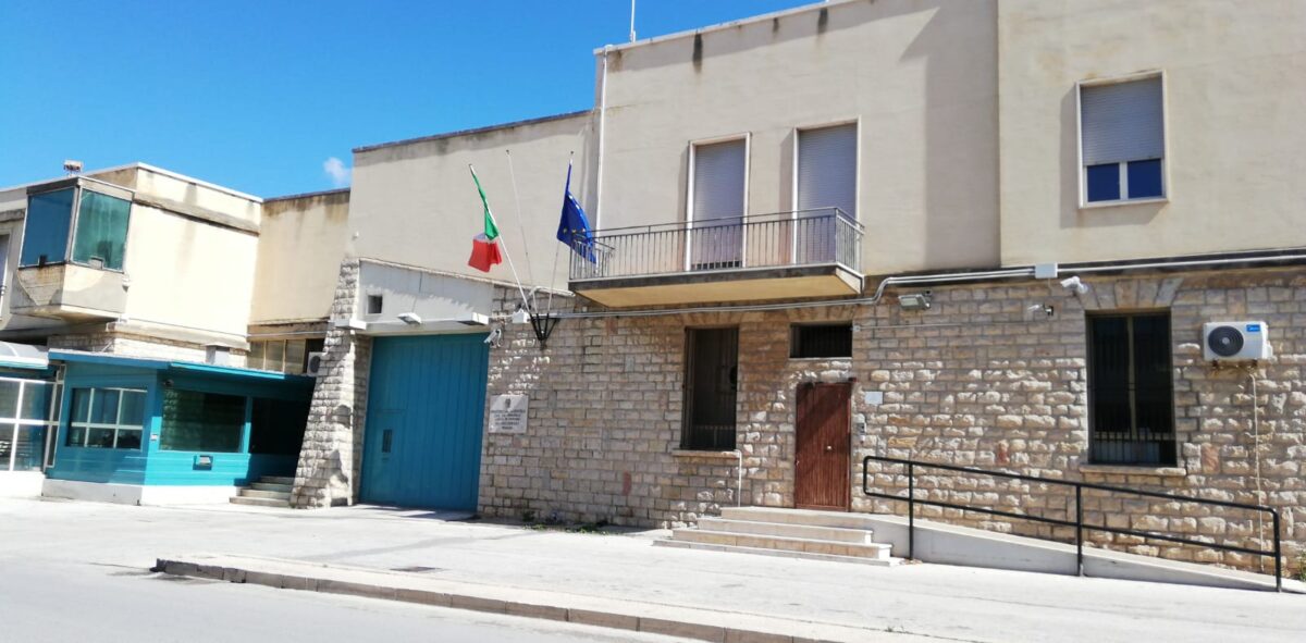 Trentenne trapanese evade dai domiciliari: la Polizia lo arresta di nuovo. Adesso è in carcere