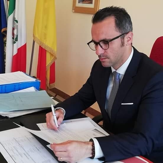 Aumenti di casi di covid a Valderice, la preoccupazione del sindaco