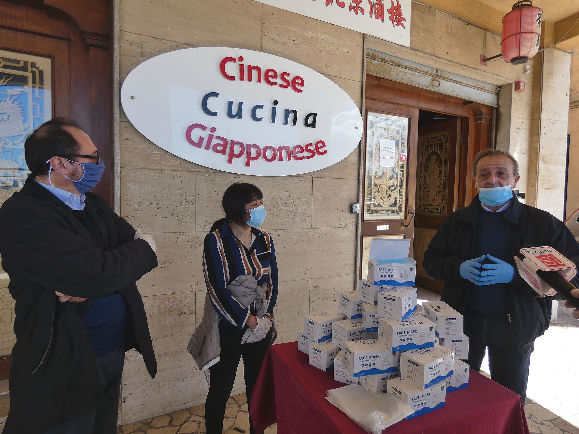 Trapani: ristoratrice cinese dona 1500 mascherine al Comune