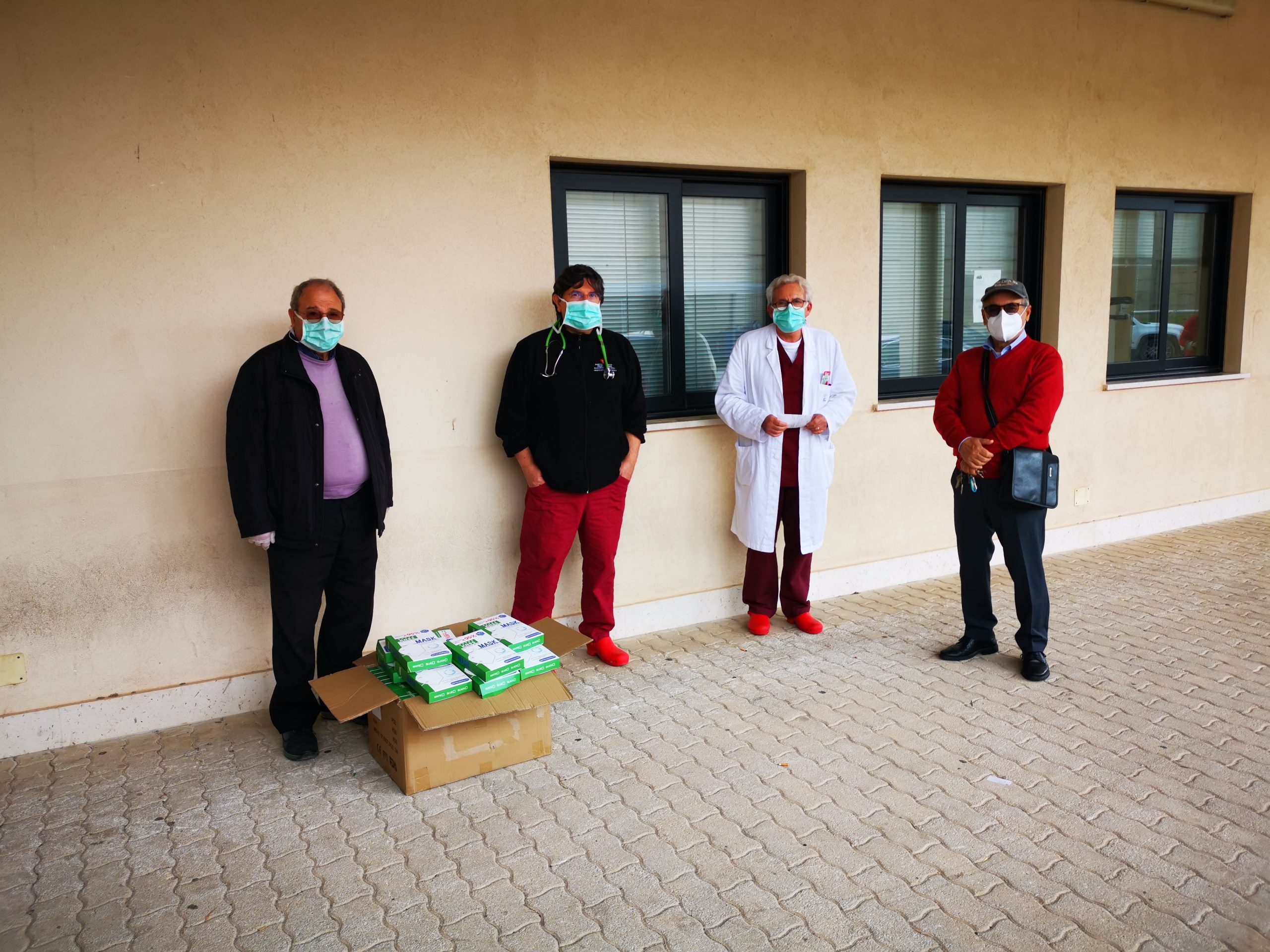 L’Associazione Batticuore Batti consegna 1.000 mascherine al “Borsellino” di Marsala