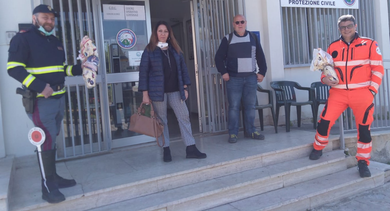 Polizia Stradale e Anpas donano 102 uova pasquali ai bimbi più bisognosi di Erice