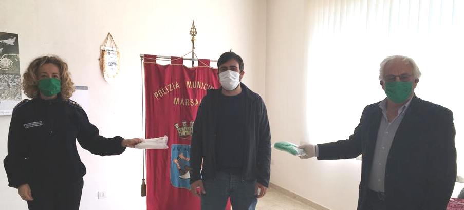 Marsala, azienda che produce vele dona mascherine ai Vigili urbani