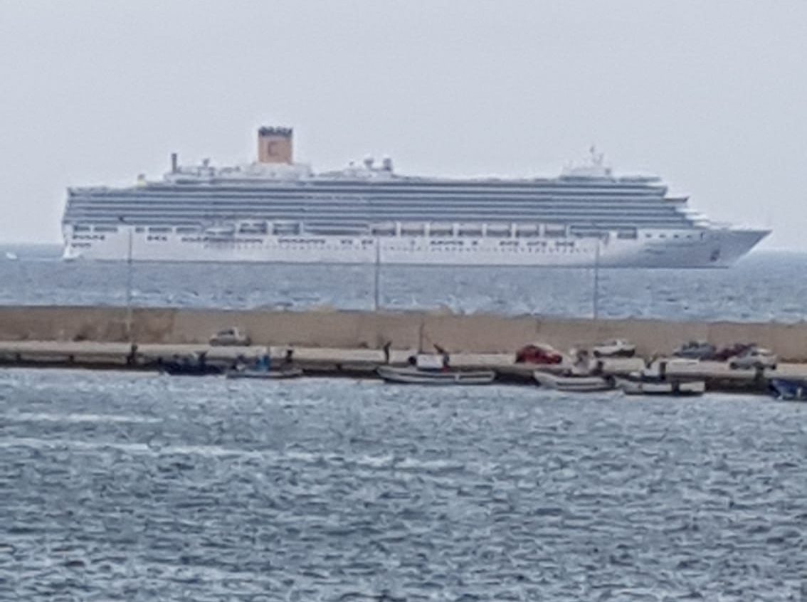 Costa Deliziosa: è negativo il primo tampone sull’uomo trasportato al “Borsellino”