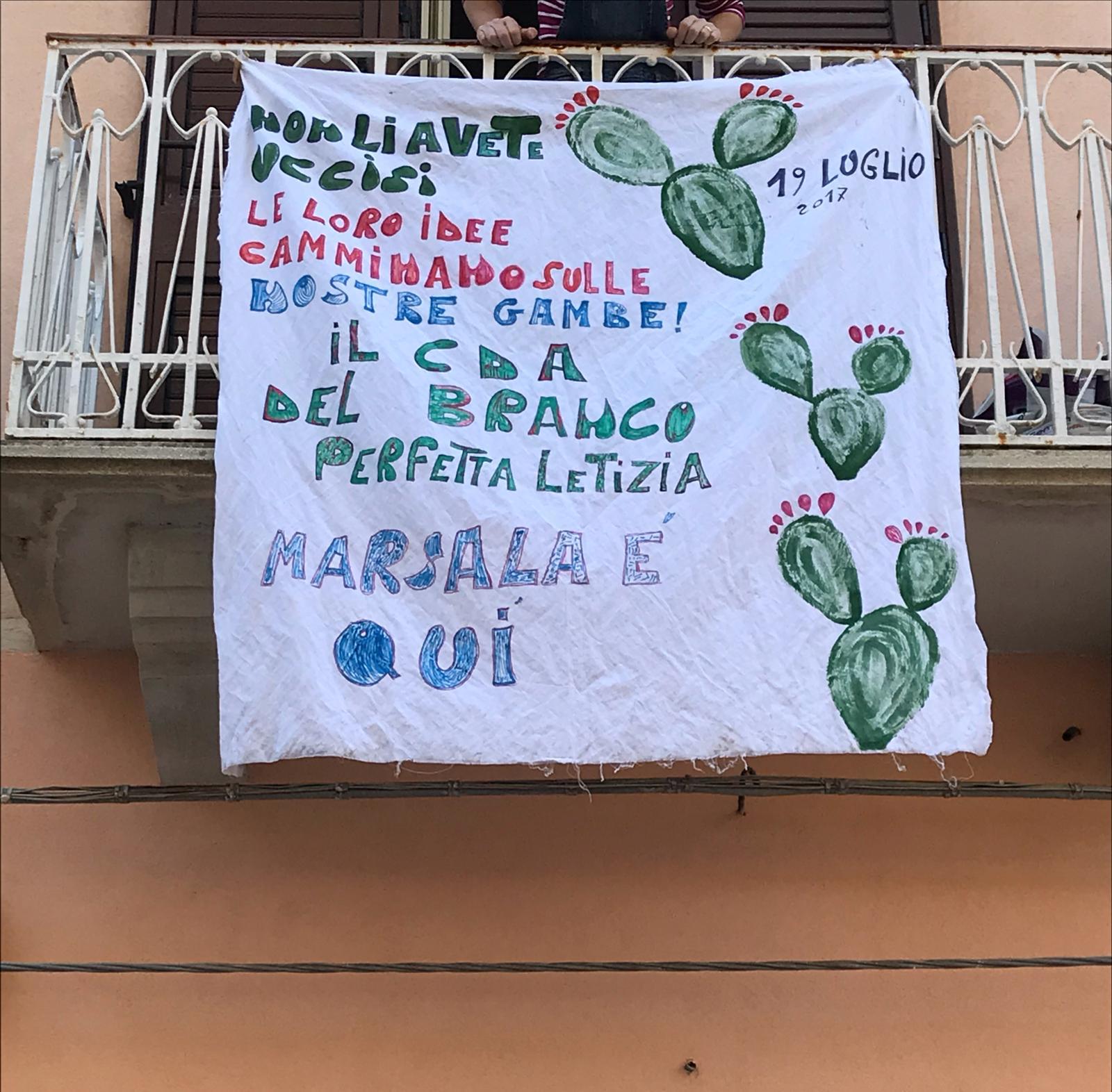 28 anni dalla Strage di Capaci: i messaggi dai balconi