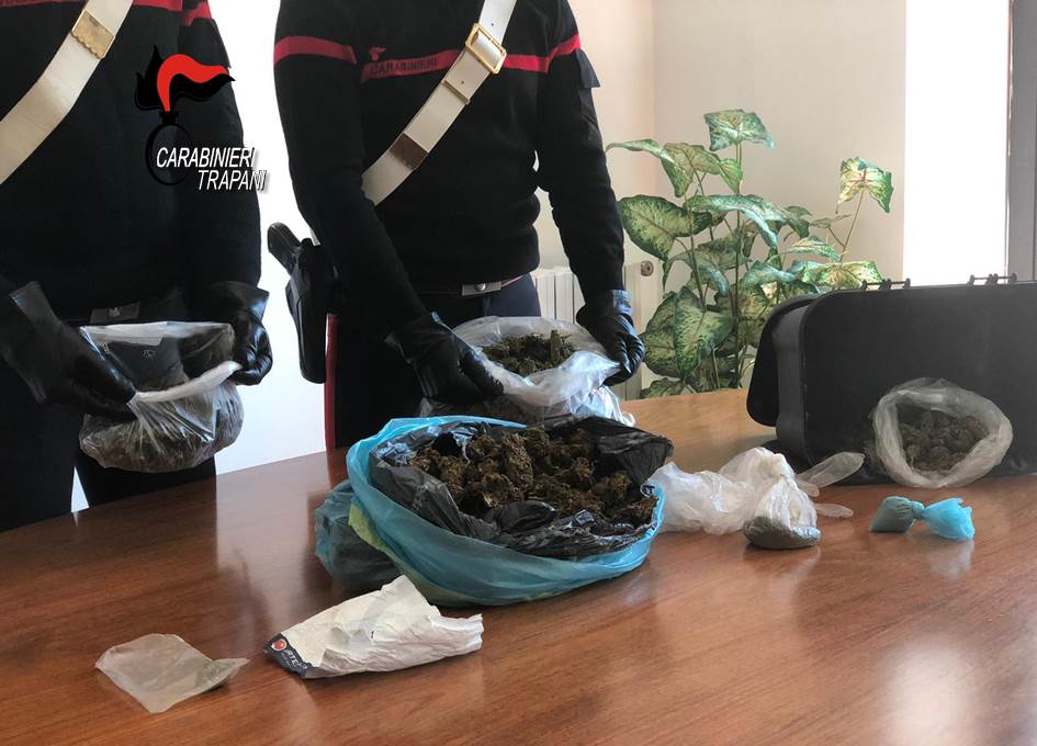 Alcamo: il cane Derby trova la marijuana a casa di un 45enne