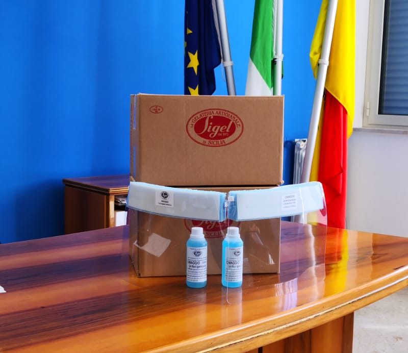 La Sigel dona visiere protettive al Liceo Ruggieri di Marsala