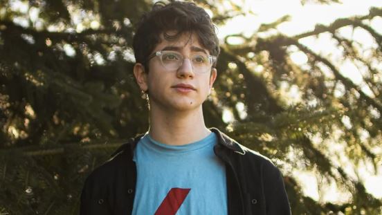 Ragazzo 17enne rifiuta 8 mln di dollari per il suo sito di tracciamento del Covid: “Non voglio approfittarne”