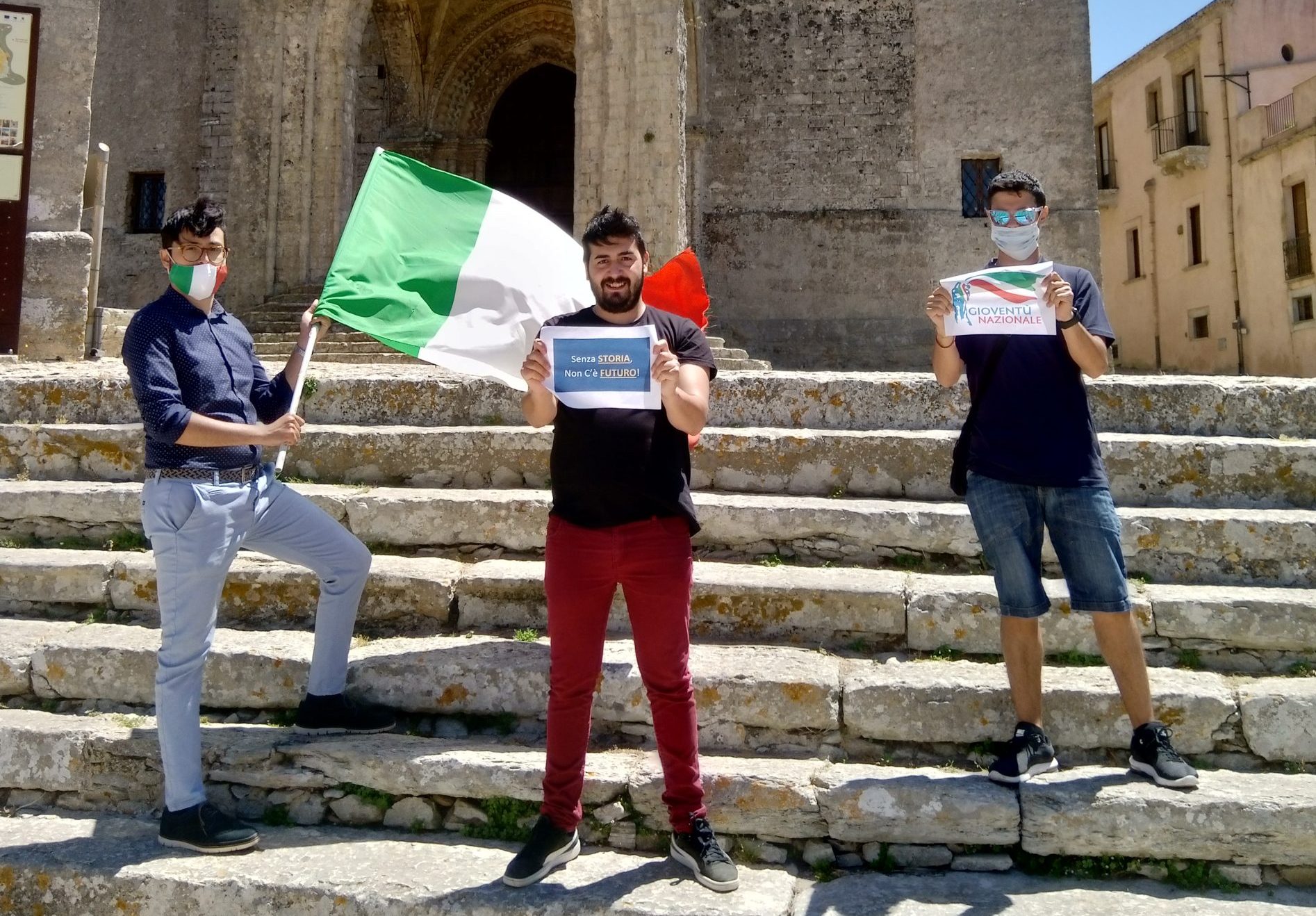 “Black Lives Matter” non piace ai giovani di Fratelli d’Italia. A Erice un presidio simbolico