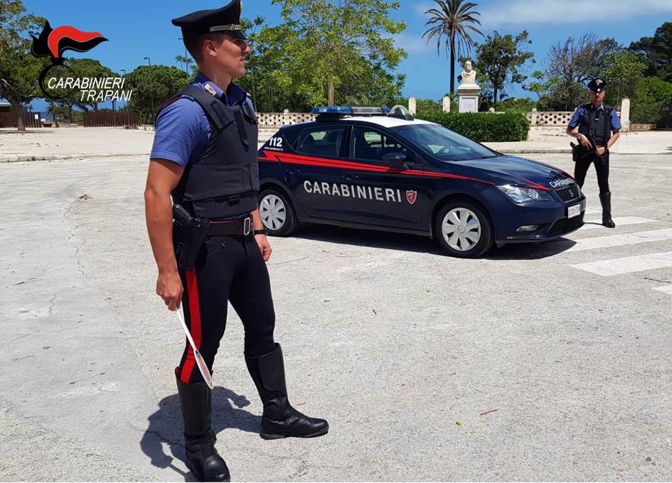 Marsala: aggredisce i Carabinieri intervenuti a sedare una rissa, arrestato