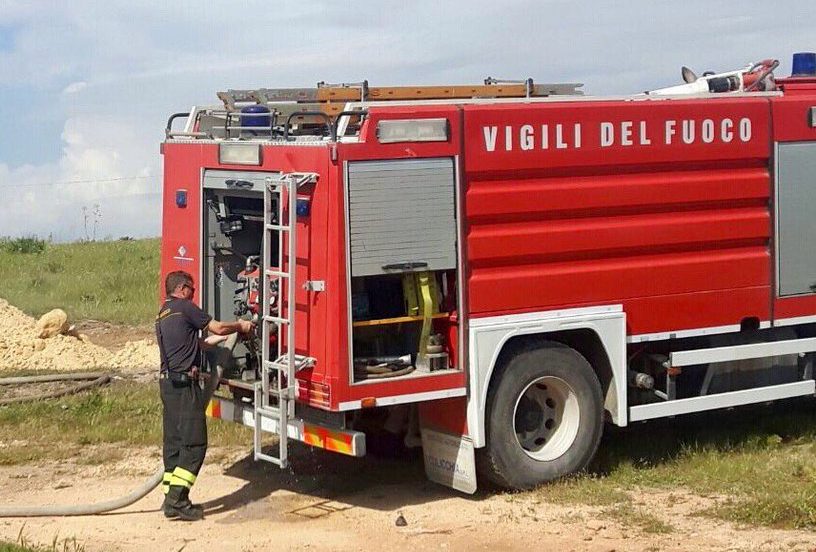 Lo scirocco sferza la provincia di Trapani: numerosi interventi dei vigili del fuoco