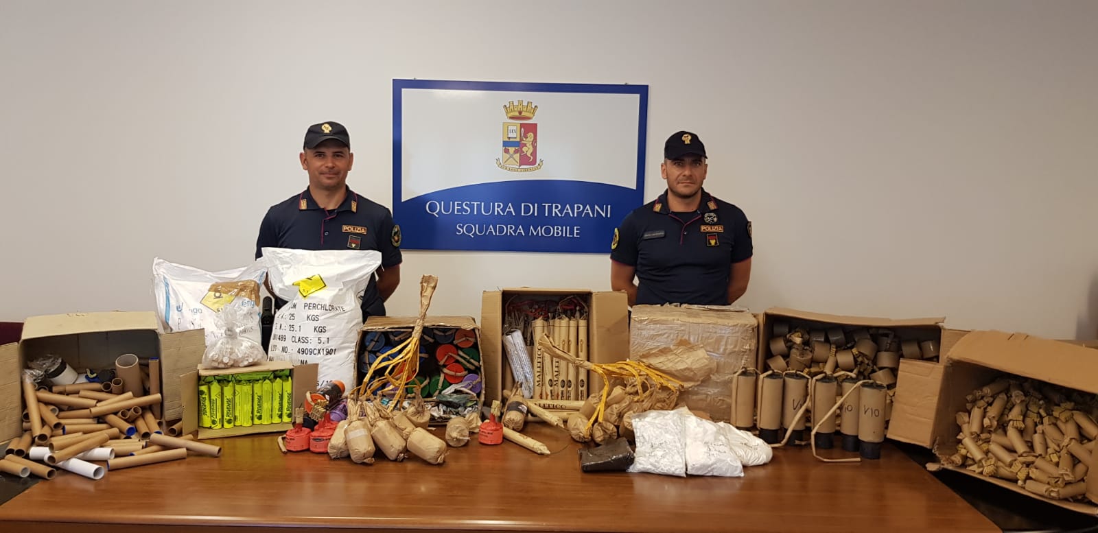 Fabbricava esplosivi in un garage: arrestato un trapanese