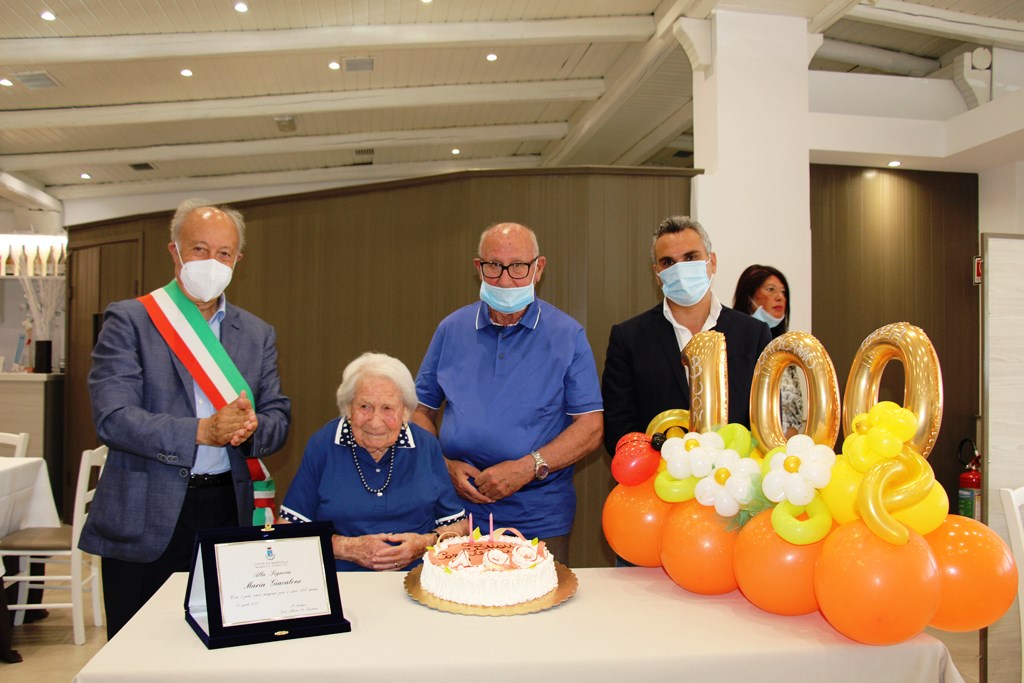 Marsala: Maria Giacalone spegne le 100 candeline