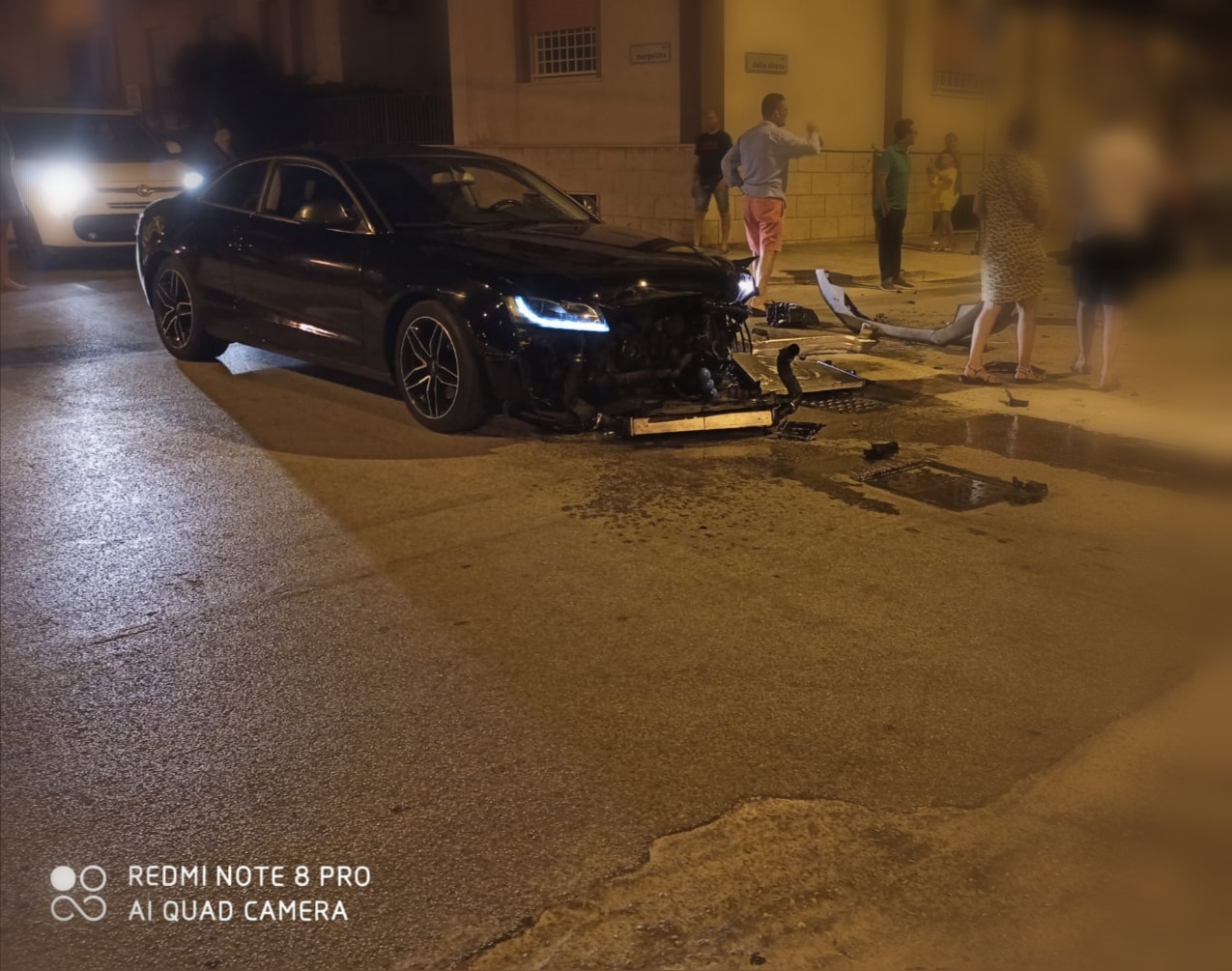Marsala: un altro scontro tra auto questa volta in via delle Sirene