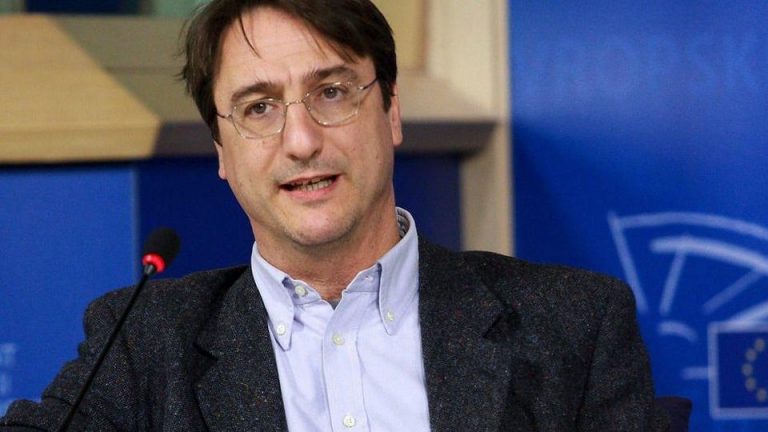 Fava: “Musumeci prenda atto che non ha più maggioranza”