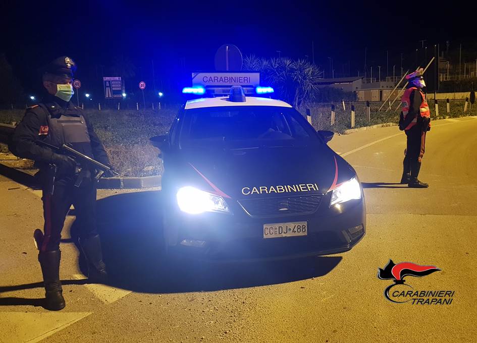 Controlli dei Carabinieri nel trapanese: due denunce e 19 sanzioni