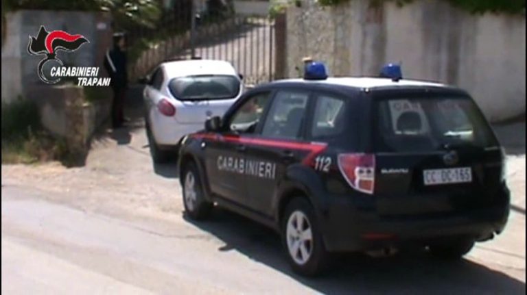 Alcamo: irruzione dei Carabinieri in un party tra giovani, non rispettate le norme anti-Covid