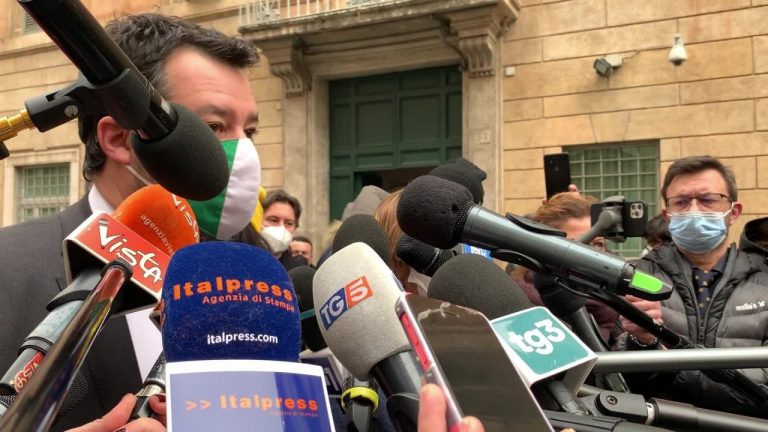 Salvini “No al Governo con tutti dentro”