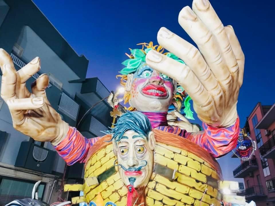 Carnevale Petrosino 2024: pubblicato l’avviso su Via del Gusto e dei Sapori e Luna Park