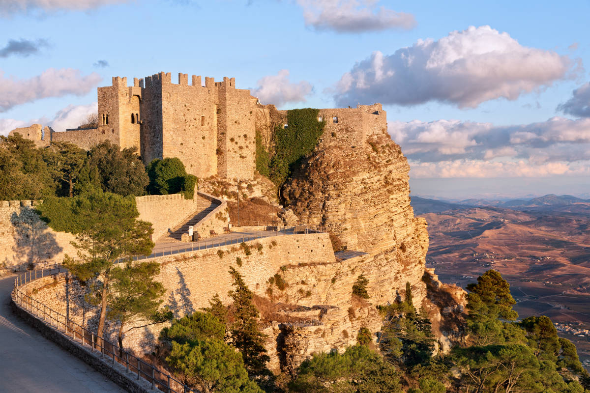 Erice aderisce alla Giornata del risparmio energetico, si spegne il Castello di Venere