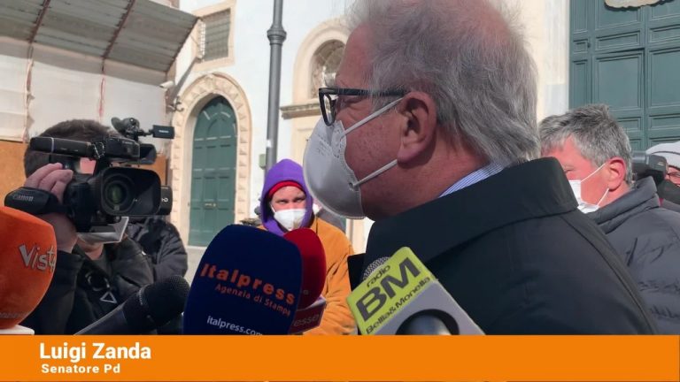 I senatori Pd incontrano Letta, da sciogliere il nodo capogruppo