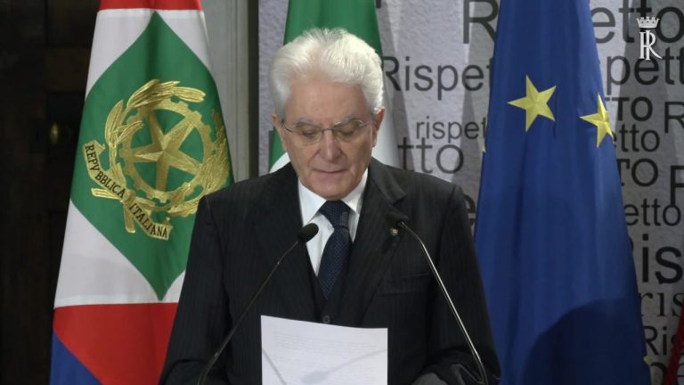 Mattarella “L’occupazione femminile è tornata indietro”