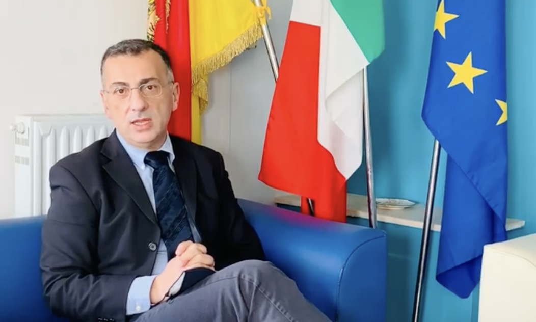 Covid, il sindaco di Petrosino invita a comportamenti responsabili. VIDEO