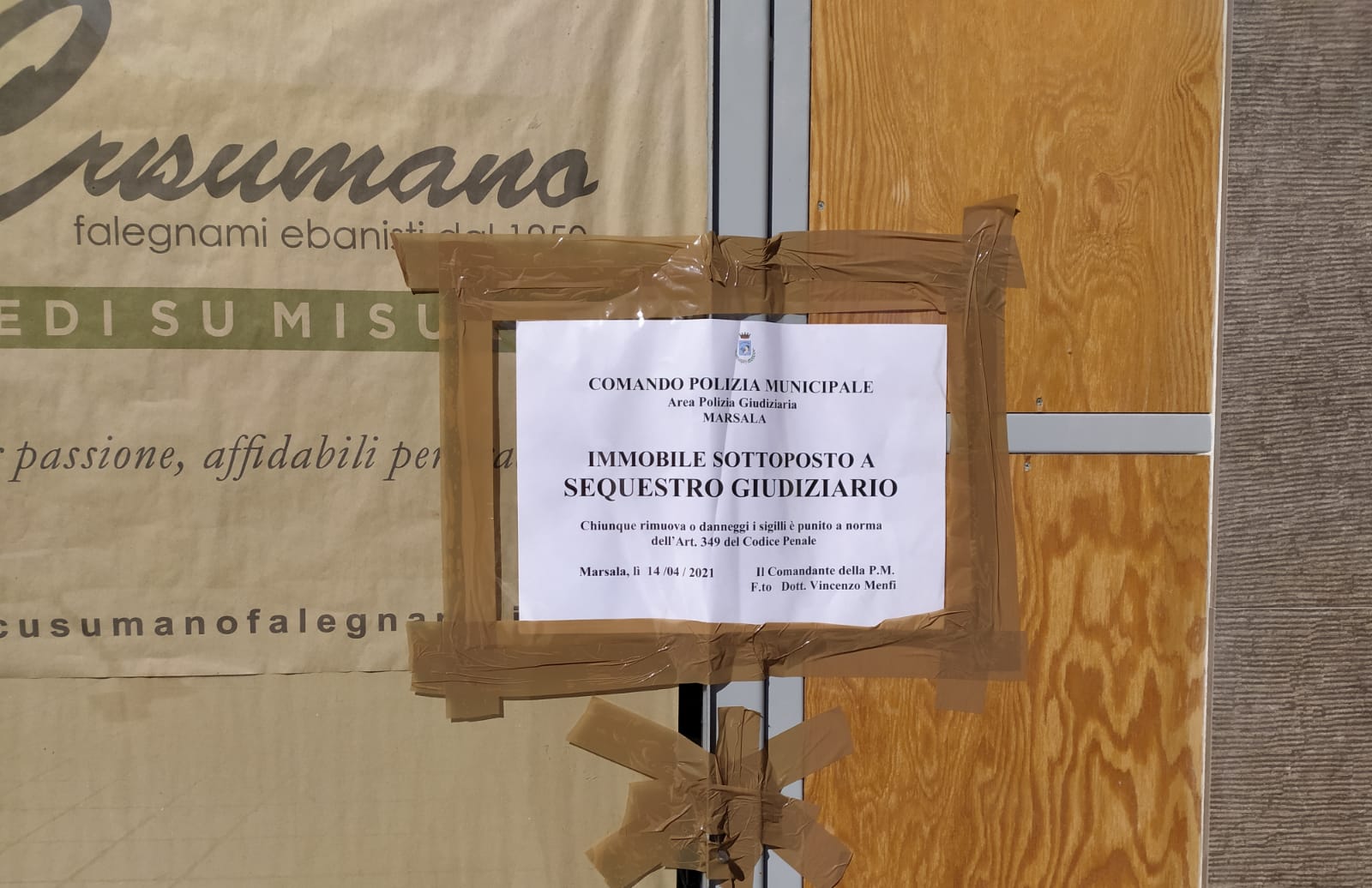 Procura e Polizia Municipale mettono sotto sequestro il palazzo di via Garraffa