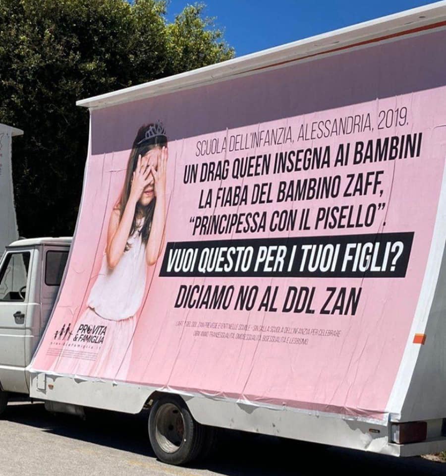 Rifondazione Comunista Marsala: “Cartelli anti ddl Zan propaganda subdola e meschina”