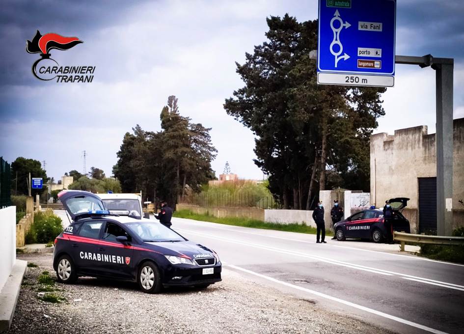 Mazara: i Carabinieri ritrovano l’auto rubata dall’Autoparco, ma niente traccia degli autori