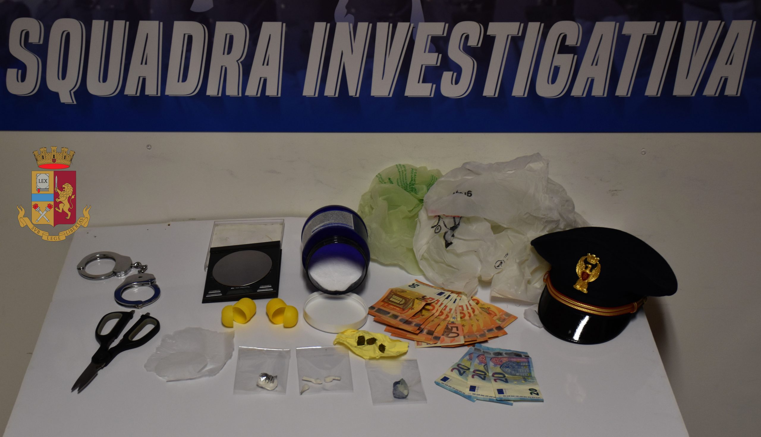 Droga a Mazara: Polizia trova 23 grammi di crack a casa di un pregiudicato
