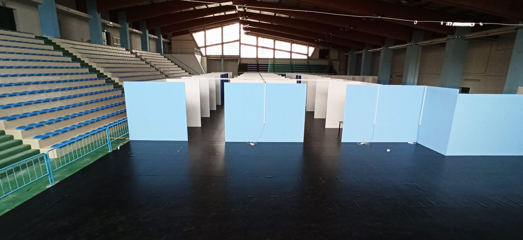 Alcamo: ultimi ritocchi al Paladangelo per l’hub vaccinale