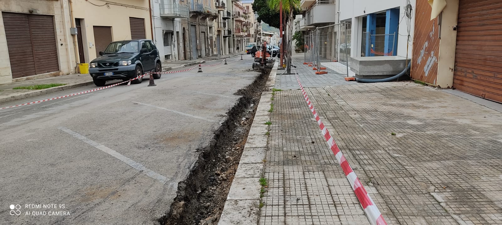 Castellammare: illuminati ingressi della spiaggia Playa. Completata linea interrata in via Segesta
