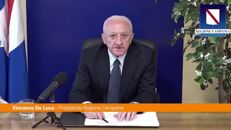 Turismo, De Luca: “Una settimana e settore sarà immune in Campania”