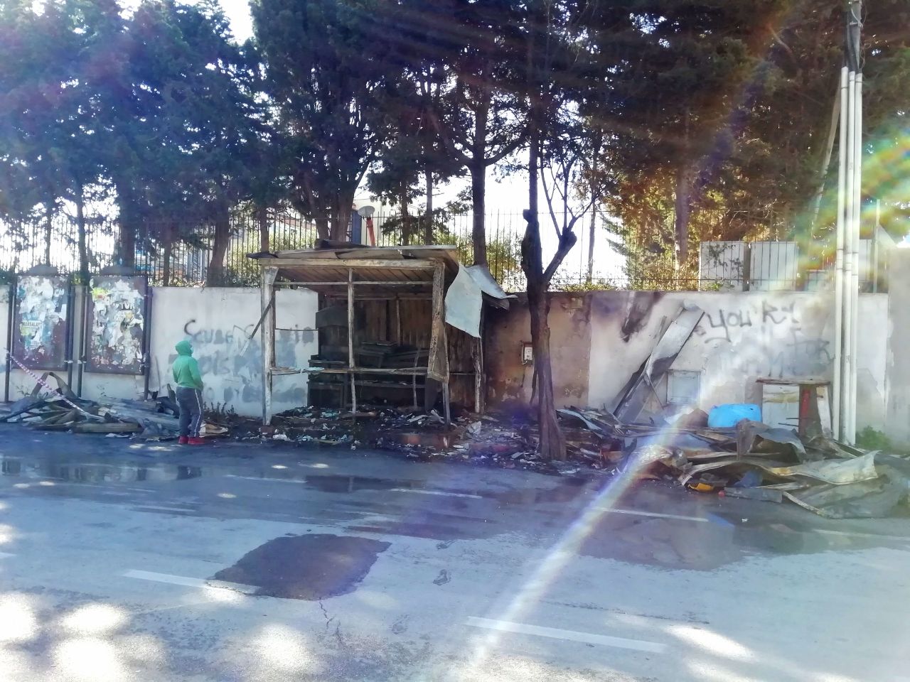 Chiusa la raccolta fondi di Don Fiorino per il chiosco di Sappusi: “Le persone si aiutano al di là del loro credo”