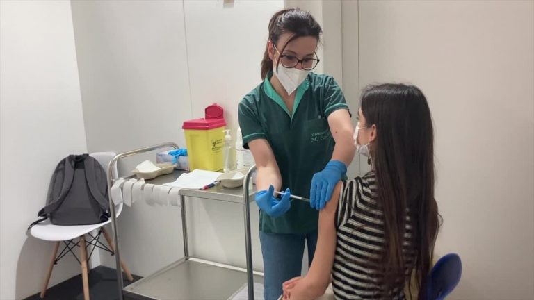 Vaccino, prime 200 dosi a studenti maturandi di Palermo