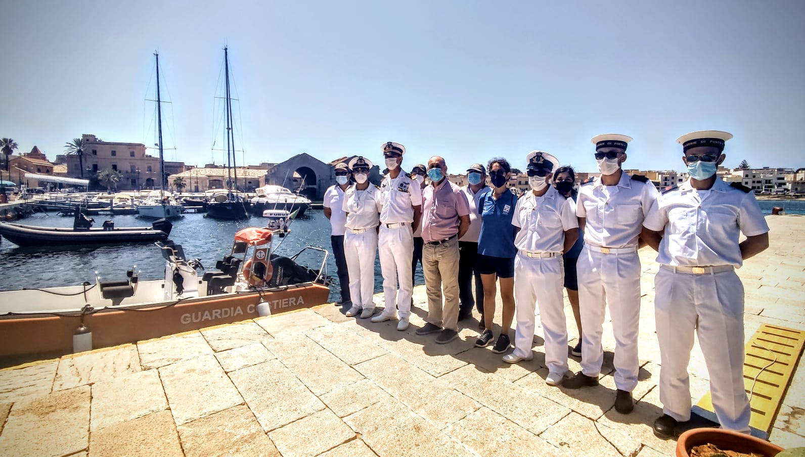 Guardia costiera e mobilità sostenibile, alle Egadi auto a emissione zero