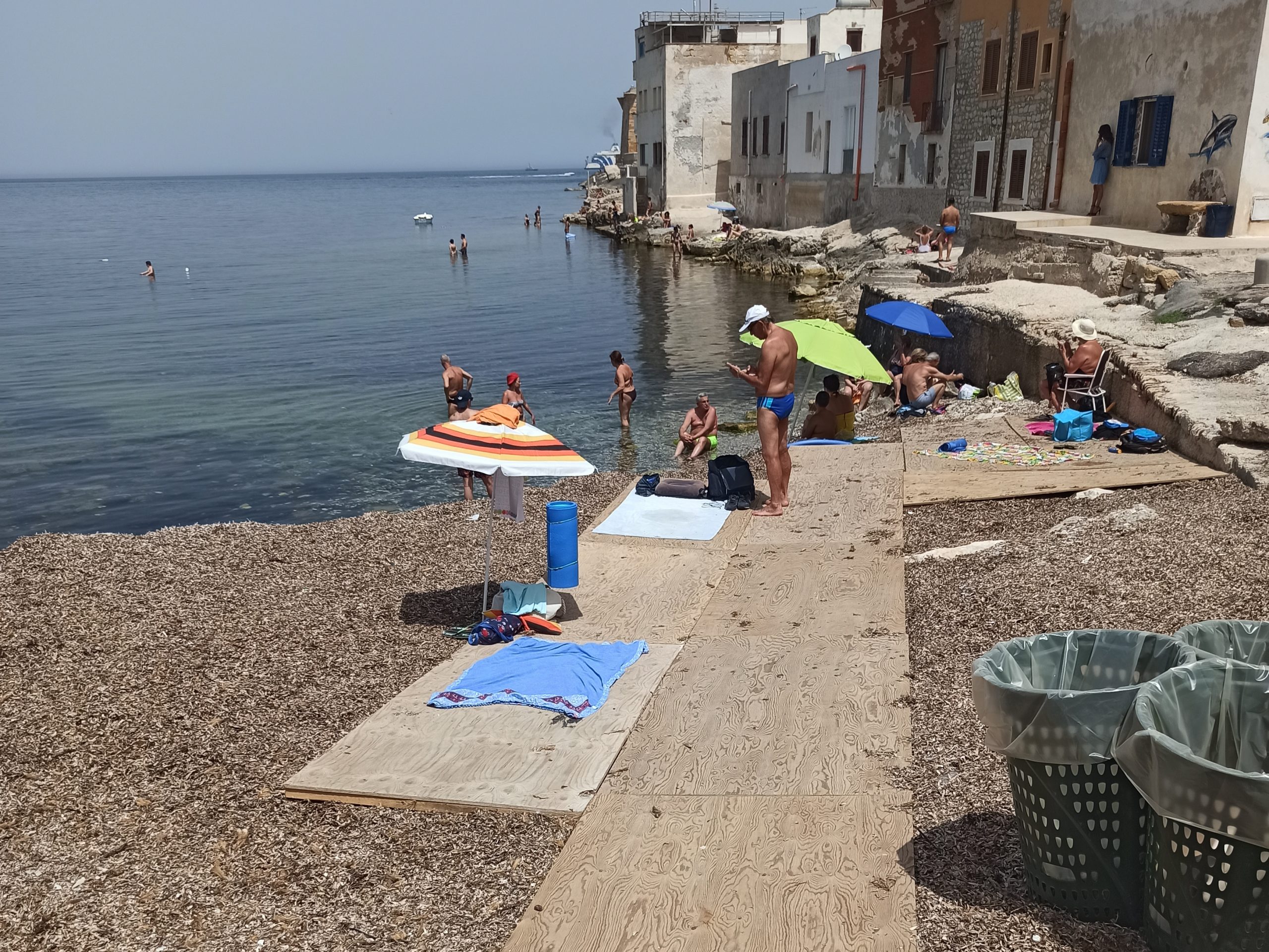 Trapani: nuove pedane in Piazzetta del Tramonto, avviato l’iter di demolizione del manufatto