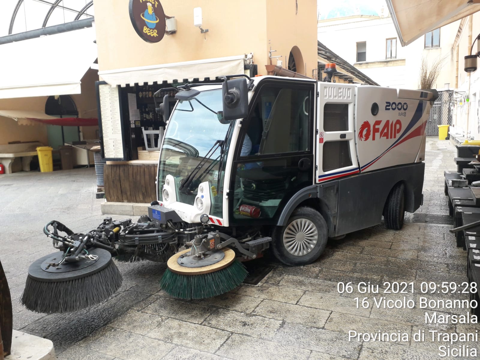 Antico Mercato di Marsala: pulizia straordinaria in vista del ritorno alla “movida”