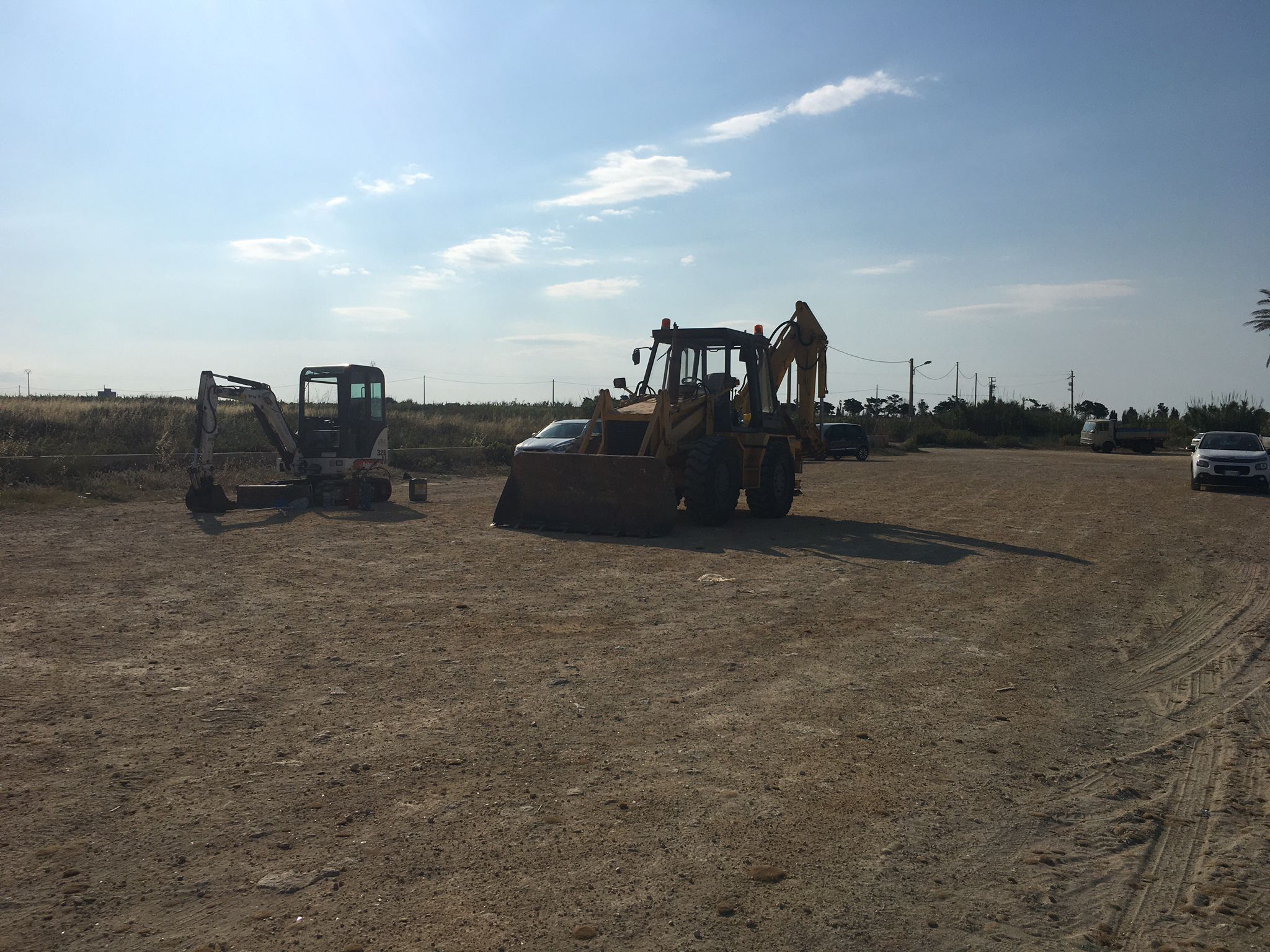 Mezzi meccanici a Torrazza, dove sorgeva Casa La Francesca: intervengono amministrazione e forze dell’ordine