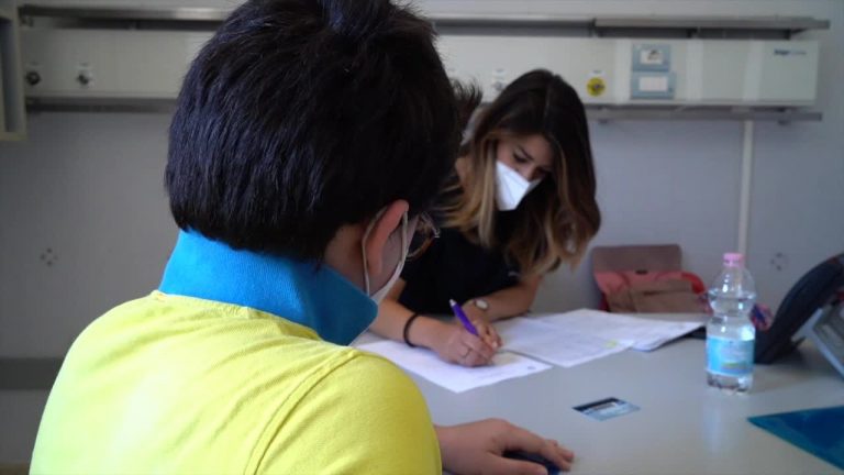 Policlinico Bari, prime vaccinazioni ai bambini fragili